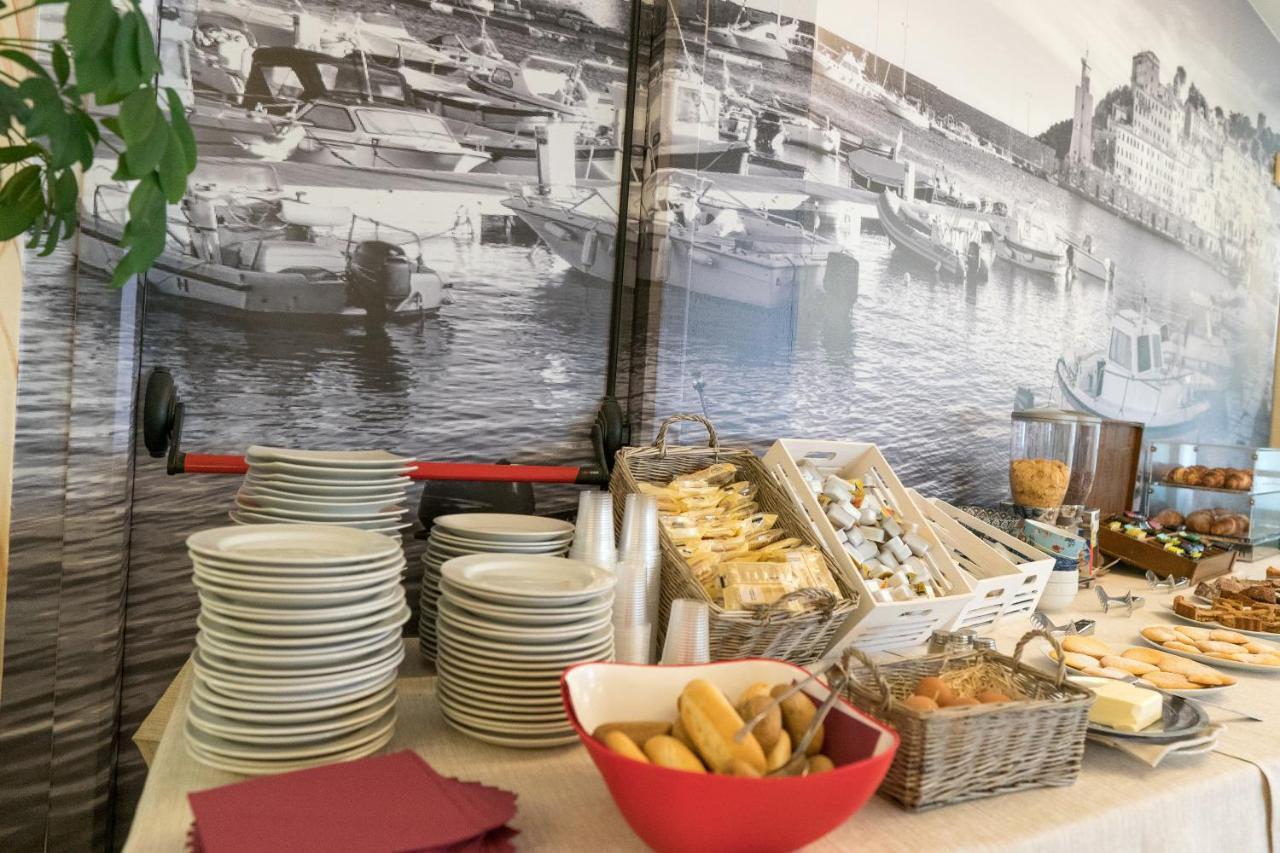 Lola Piccolo Hotel E Appartamenti Marina di Grosseto Eksteriør bilde