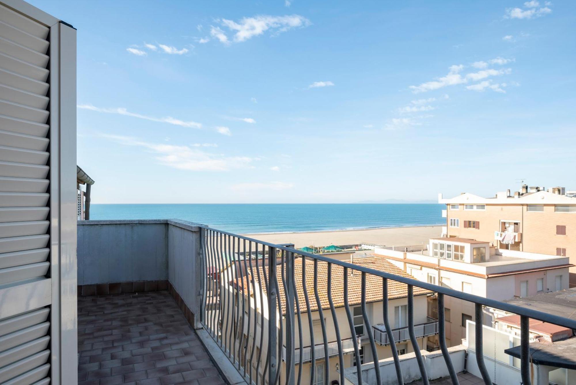 Lola Piccolo Hotel E Appartamenti Marina di Grosseto Eksteriør bilde