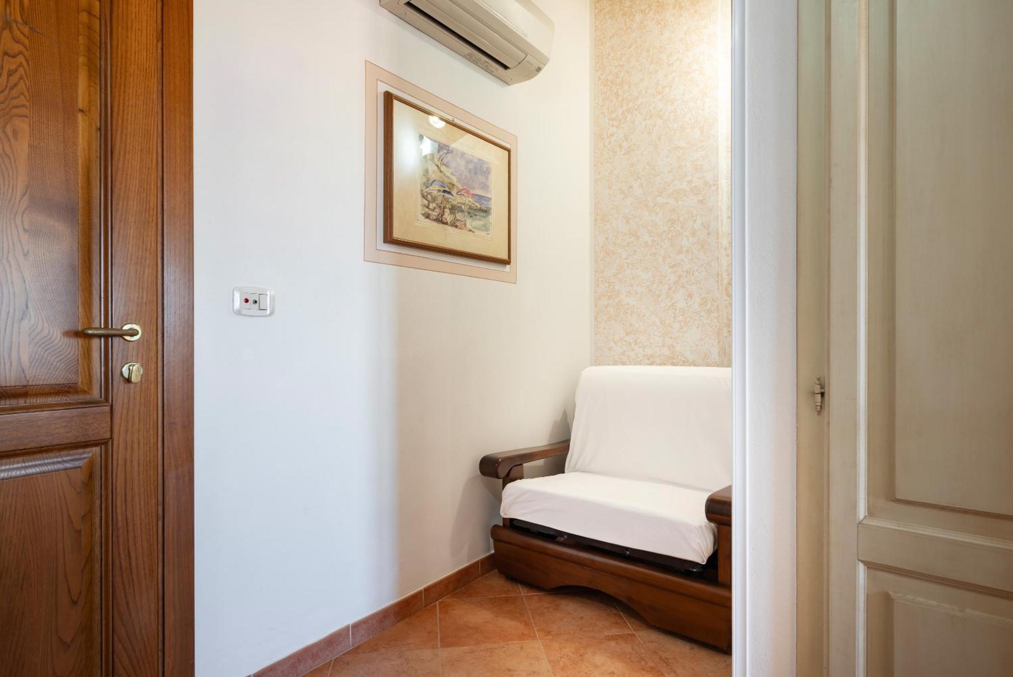 Lola Piccolo Hotel E Appartamenti Marina di Grosseto Eksteriør bilde